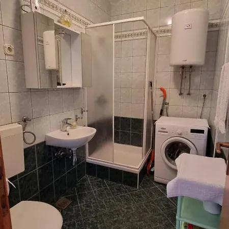 Apartment Apartman Slavica *